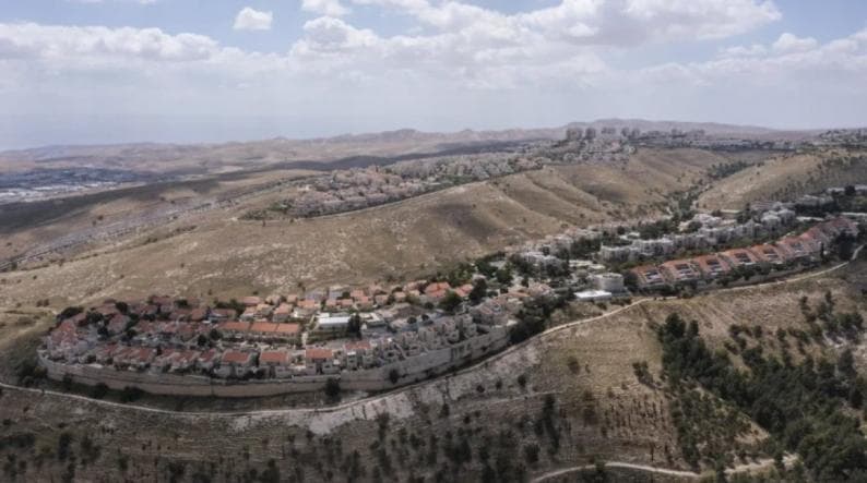 Occupation announces tender for 627 housing units