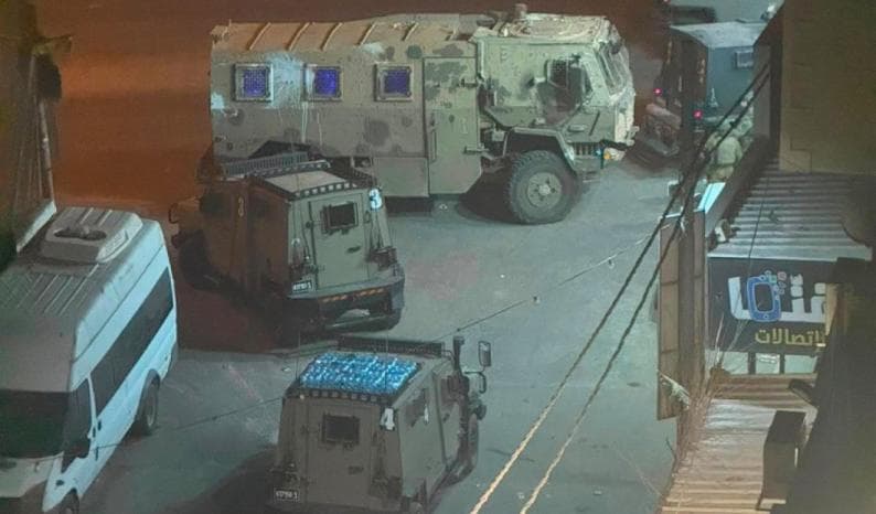 Widespread Raid at Qalandia Camp