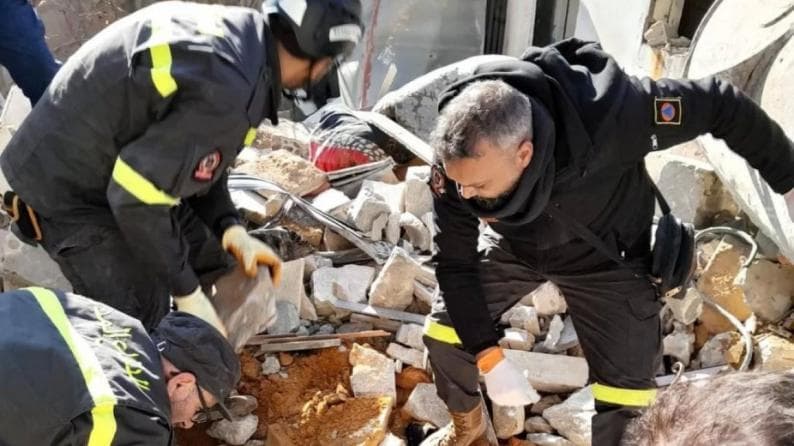 Civil Defense recovers 19 bodies from Tal Al-Hawa rubble