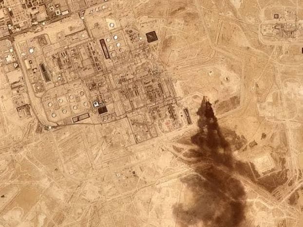 Gulf Anger at Trump Sparks US Base Review
