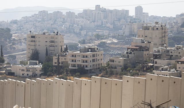 فلسطين تطالب بوقف استيطان شرقي القدس