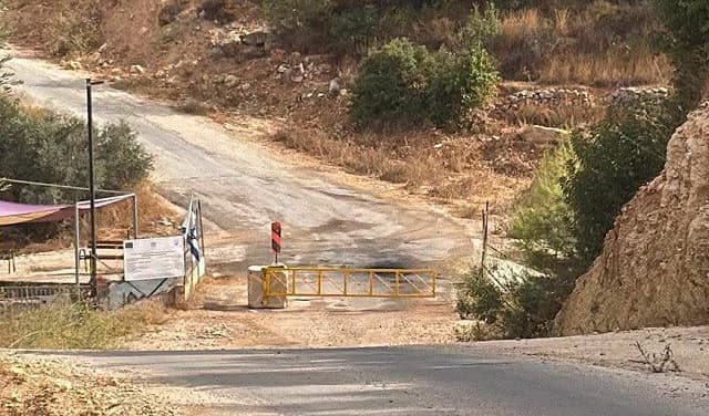 West Bank Settlers Seize Garden and Attack Homes