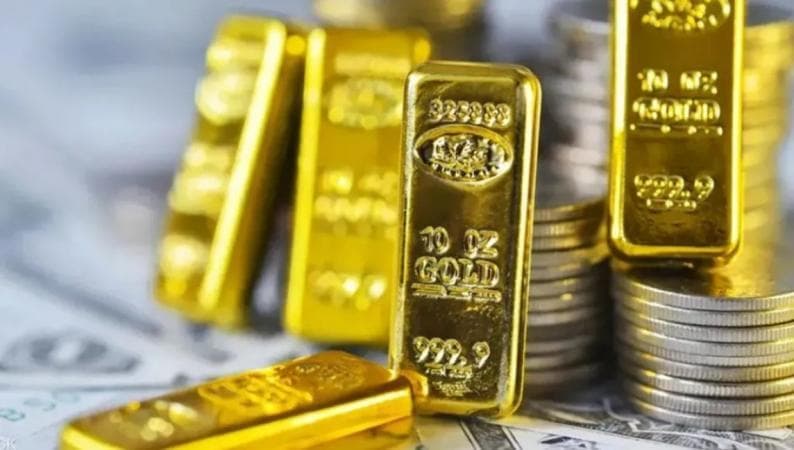 Global increase in gold, drop in oil