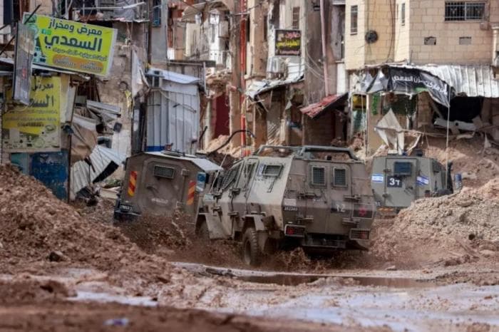 Katus Threatens Total War in West Bank