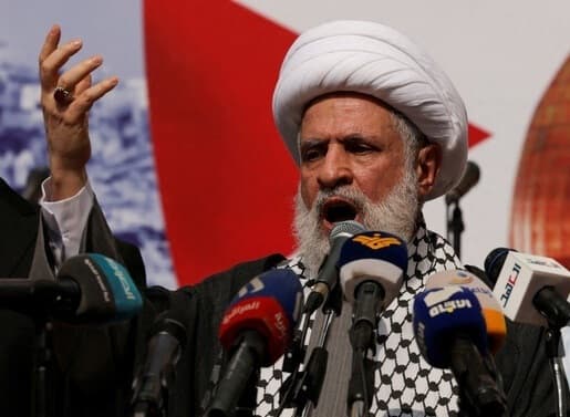 نعيم قاسم يطالب بوقف مفاوضات إسرائيل