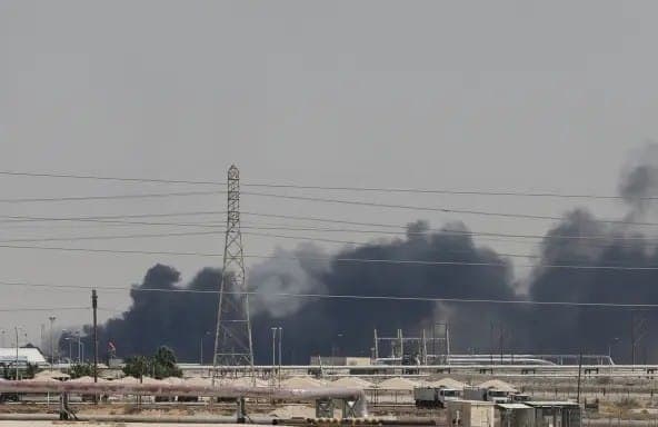 Houthis Launch Missile and Drone Attacks in Riyadh