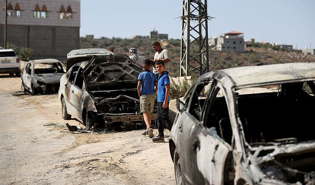 المحكمة العليا تسمح لعائلات فلسطينية بالعودة لمنازلها في جالود