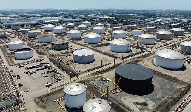 Washington to release 40M barrels from reserve