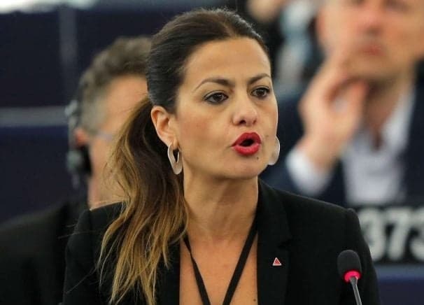 Spain urges Palestine amid Israel summon
