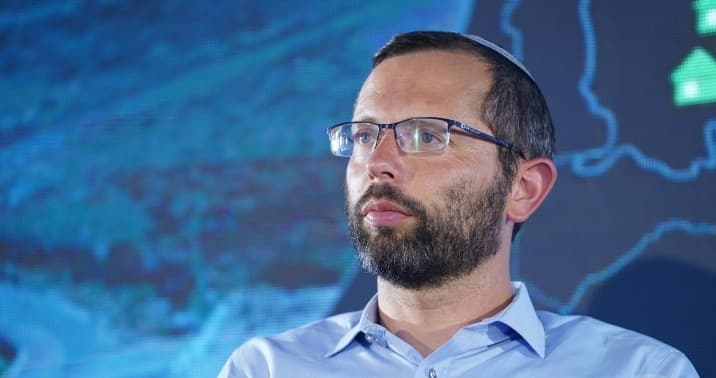 West Bank settlement chief urges crackdown