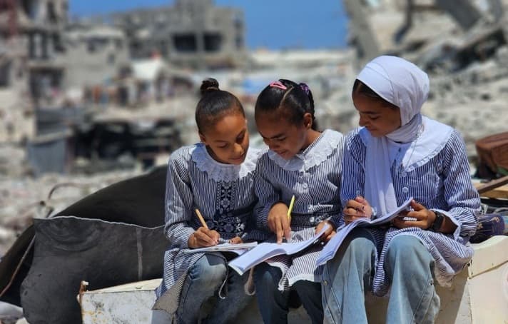 Education Ministry Sets Gaza School Year Start