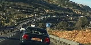 اختناقات مرورية على مداخل القدس بسبب إجراءات الاحتلال