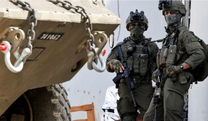 Occupation besieges Abu Fallah with tanks and drones