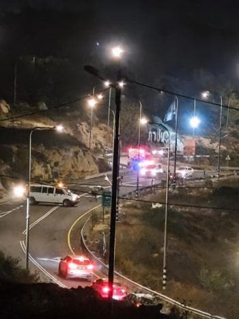 Settler injured in Ramallah attack