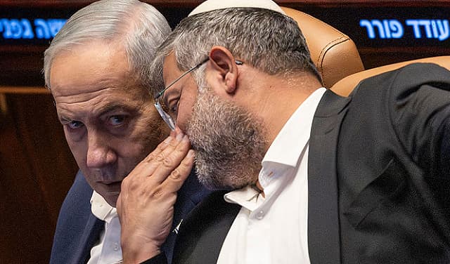 نتنياهو يقول إن الانتخابات متعادلة