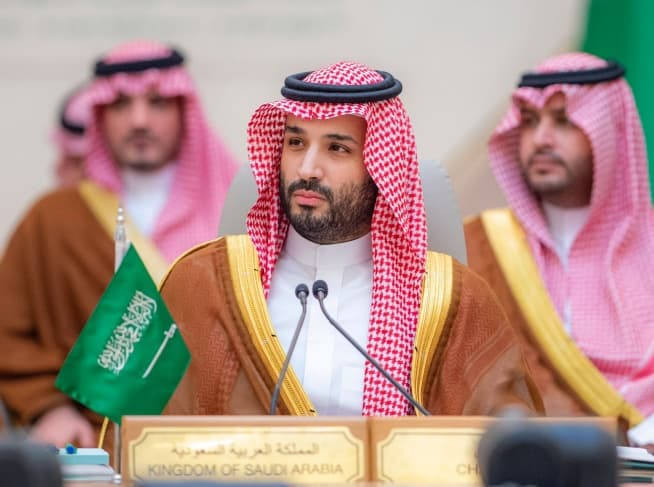 تحذير من انقلاب سعودي وتطابق مصير آل سعود مع الشاه