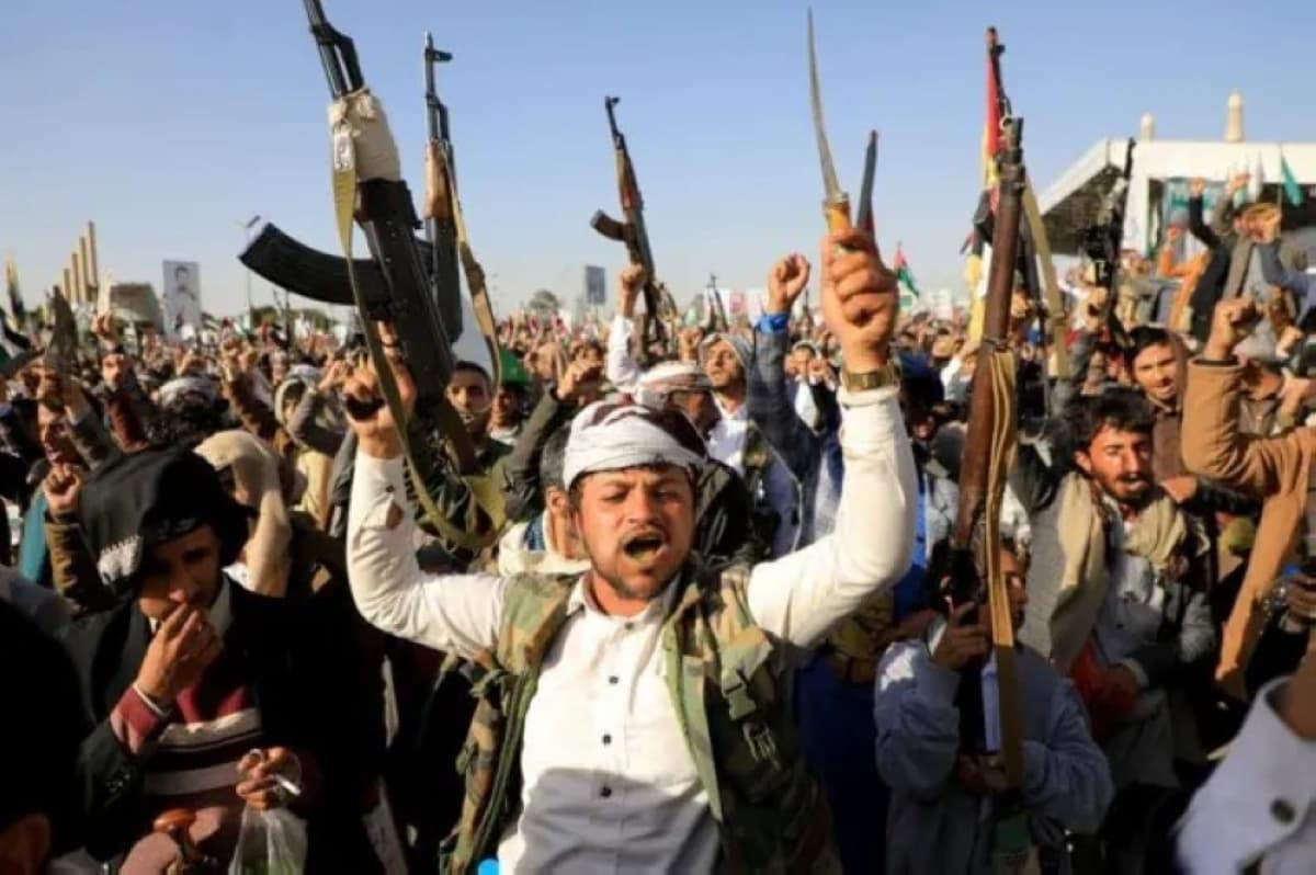الحوثي يثبت مواقفه والسعودية تكشف زيفه