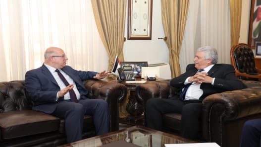وزير العمل explores mechanisms to implement work agreement with Lebanon