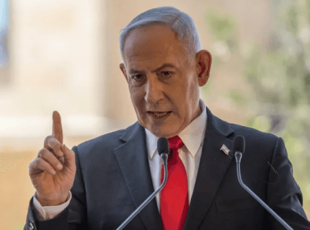 Netanyahu threatens Iranian leaders with a strong military strike