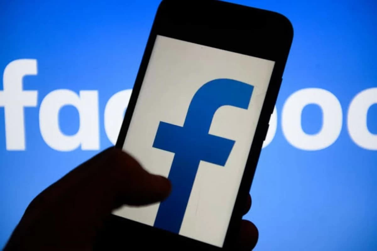 Global Facebook outage disrupts users