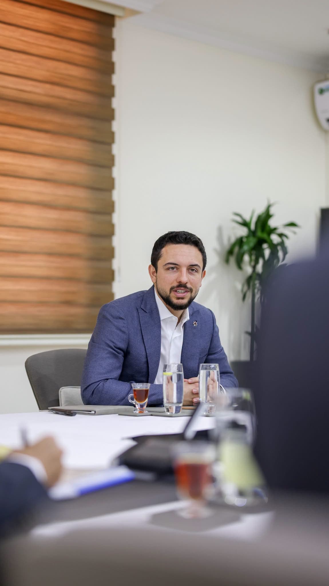 Crown Prince Stresses Awareness Campaigns on Sanaad Services