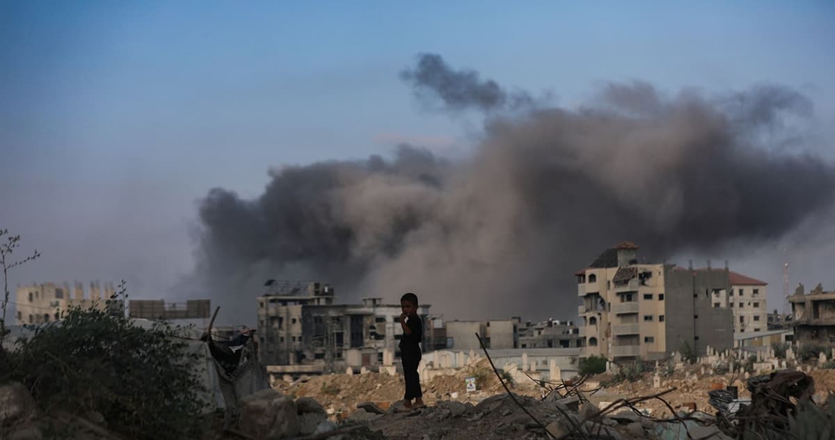 Gaza: 10 killed in Israeli airstrike