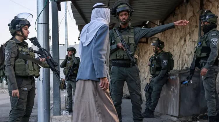 خروج قوات الاحتلال من قلنديا وكفر عقب