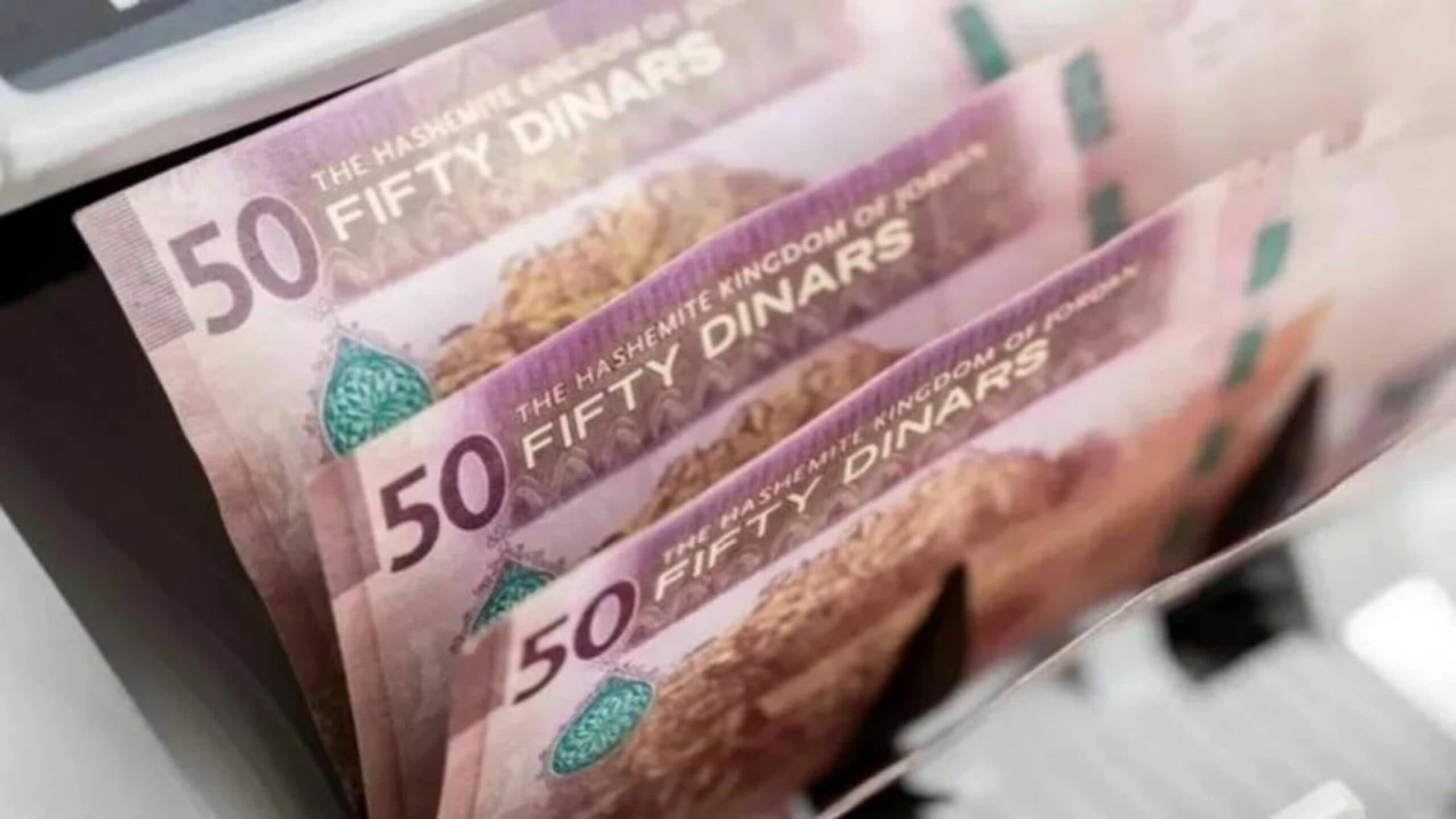 Domestic revenue reaches 5.63 billion dinars by July