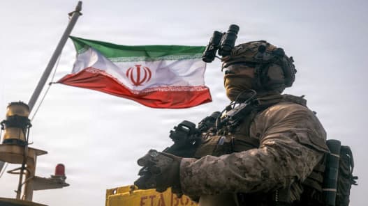 US forces sustain strikes in Iran