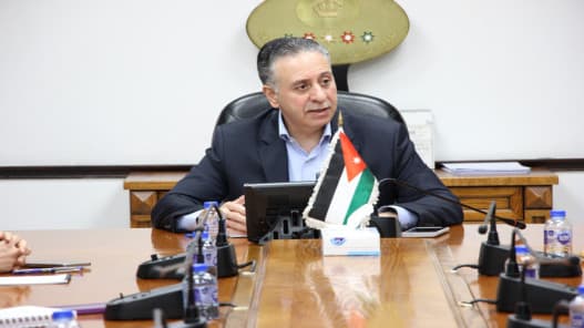 Industry Minister Confirms Alternative Routes and Steady Jordan Shipping