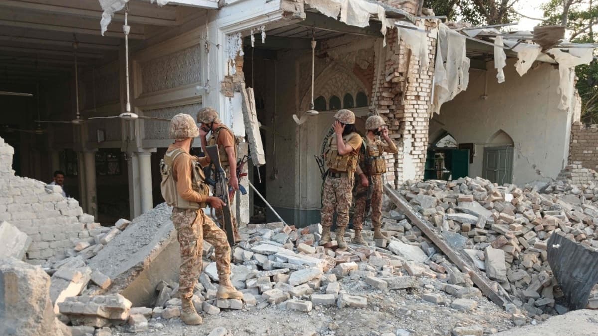 ارتفاع ضحايا هجوم شرطة باكستان إلى 31
