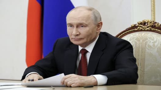 Putin affirms all Ukraine peace proposals