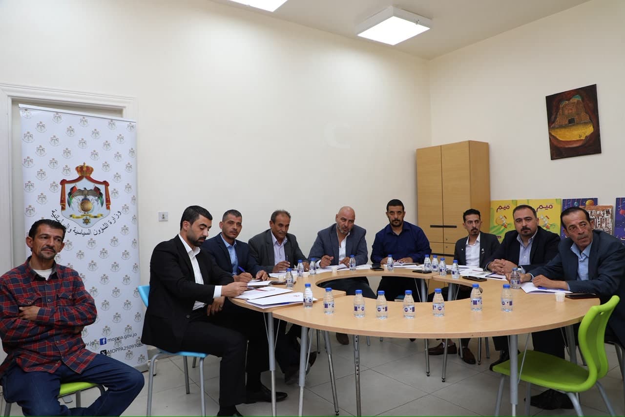 Madaba youth political dialogue session