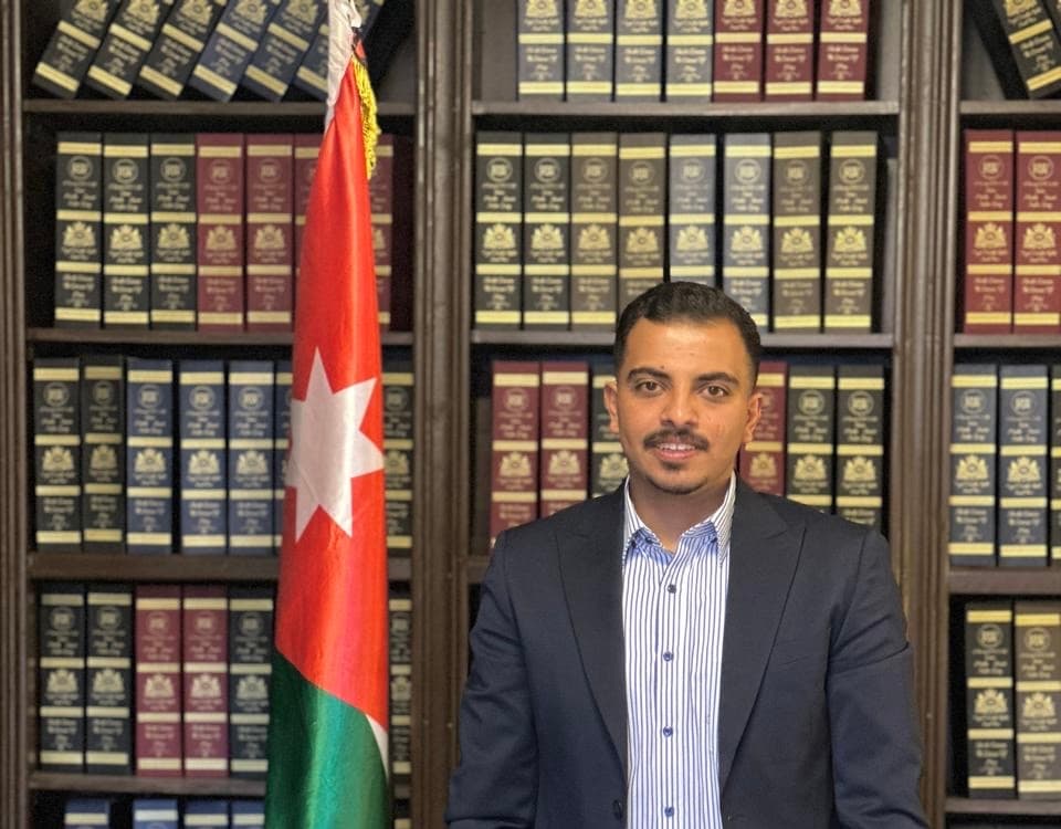 Hamza Hussein Al-Mashaqbah Graduates in Law