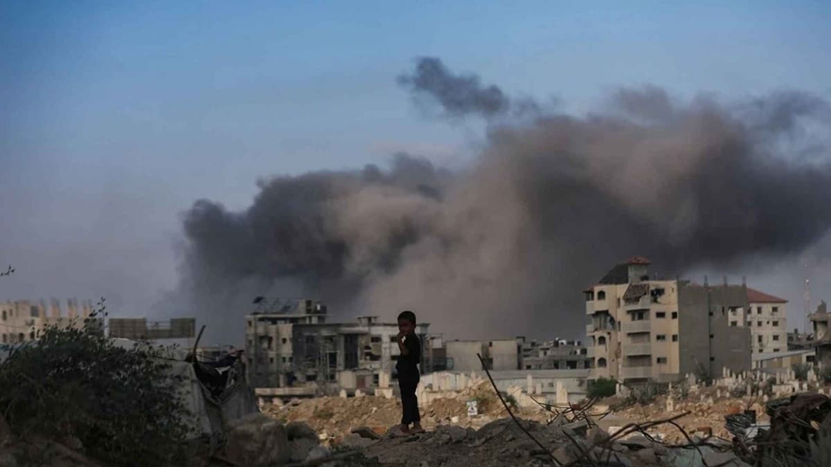 Child killed and others injured in Gaza bombing