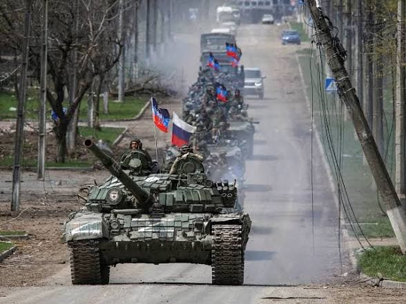 Russia Ukraine escalate strikes