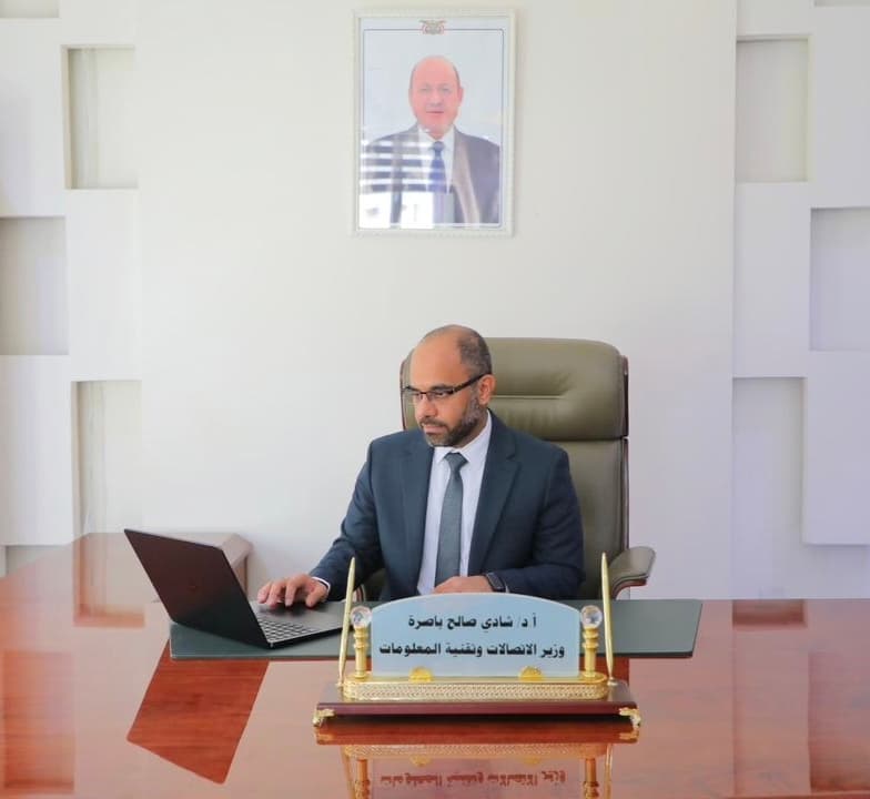 وزير الاتصالات يحذر من تصعيد عسكري