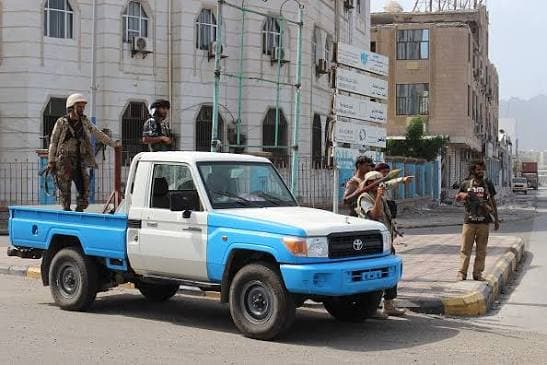 شرطة عدن تقبض على متهمين في قضايا شروع بالقتل