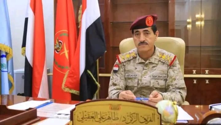 Yemeni Defense Minister Declares Armed Forces Ready for Liberation