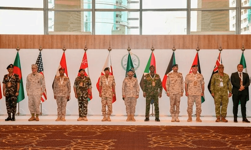 السعودية تقود تحالفا لحماية البحر الأحمر