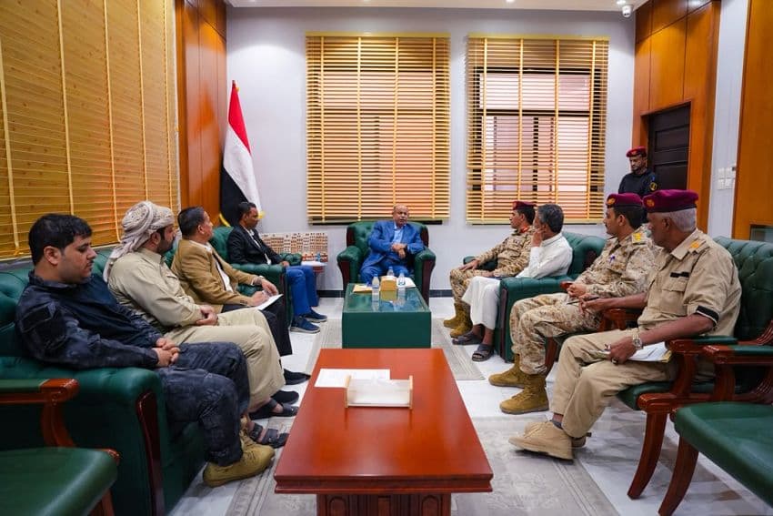 لجنة مشتركة لمتابعة نقل مقطورات الغاز من صافر