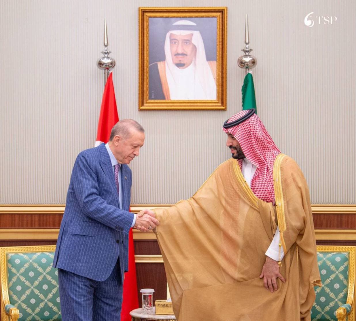 أردوغان يرفض هجمات الحوثي ويرحب بالتحالف البحري