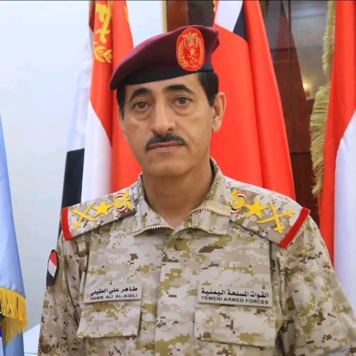 Yemen Defense Minister unveils salary reform and reports commander unrest