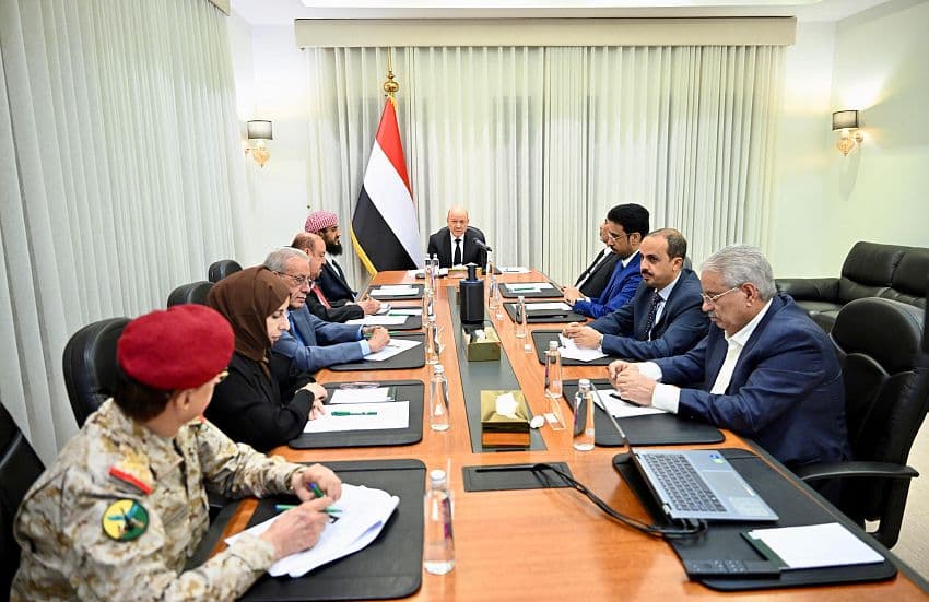 مجلس الدفاع يتخذ إجراءات عقب تصعيد الحوثيين