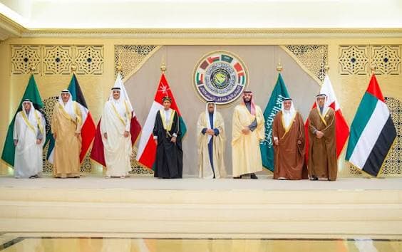 التعاون الخليجي يدعو لموقف دولي ضد هجمات الحوثيين