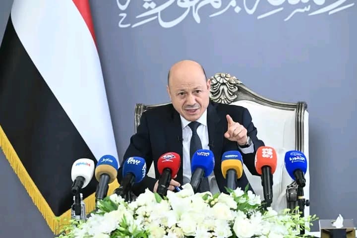 متى ستبدأ الحكومة صرف رواتب الموظفين في مناطق الحوثي