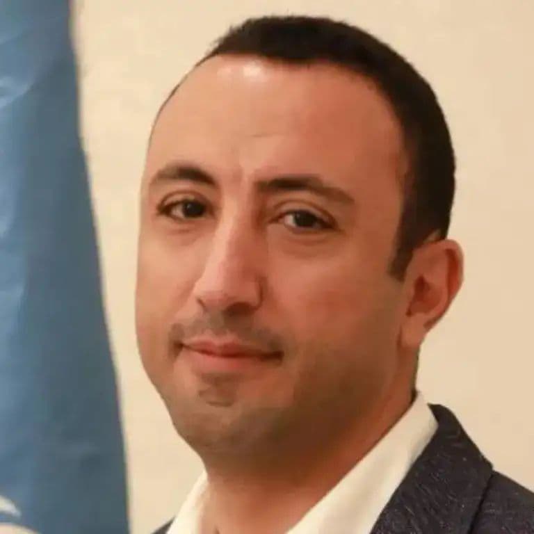 موظف أممي مختطف لدى الحوثيين يُحال إلى القضاء