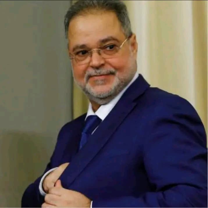 Advisor Reports Officials Leak Secrets to Foreigners