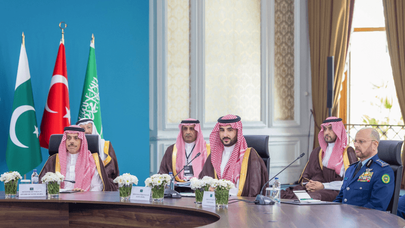 خالد بن سلمان يناشد استعدة عسكرية مشتركة