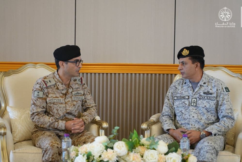 تحالف بحري بقيادة السعودية يرفع الجاهزية في باب المندب